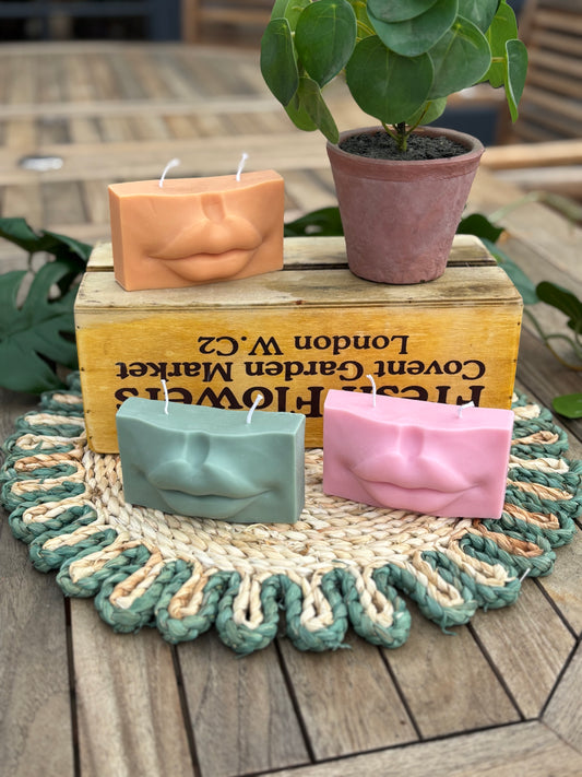 Lips Candle - Pink