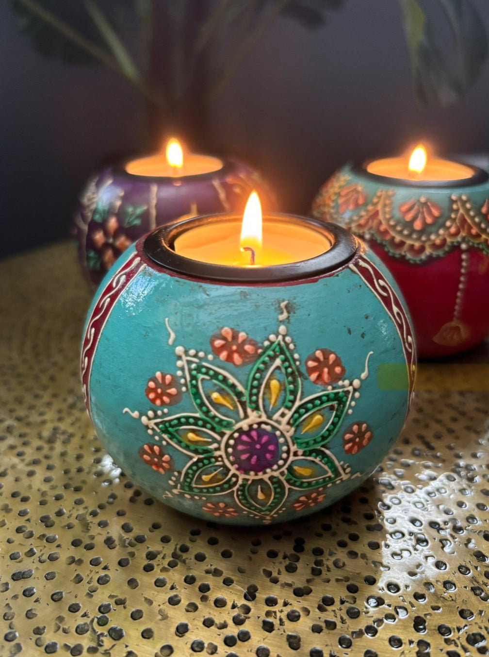 Red Hand-Painted Wooden Tealight Holder