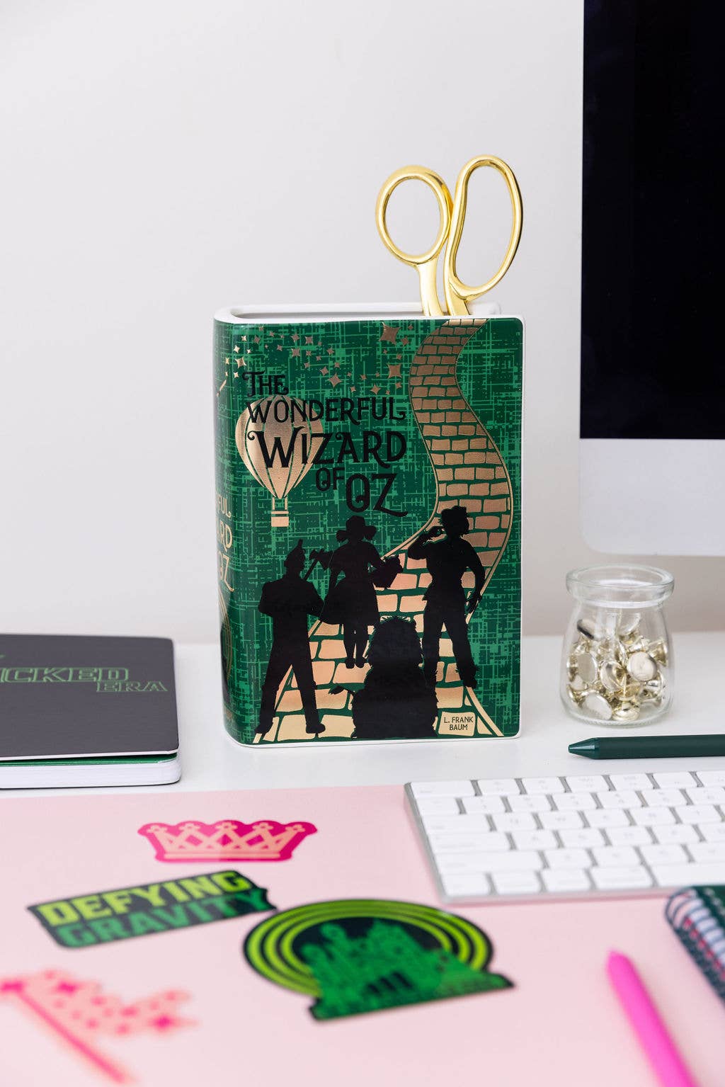 Book Vase - Wizard of Oz