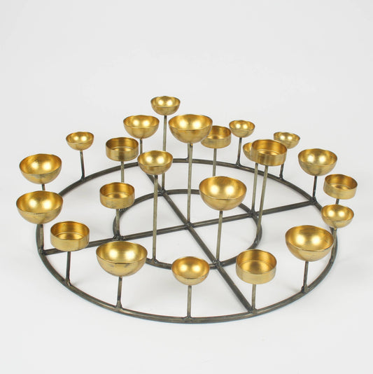 Charming Circular Tealight Holder