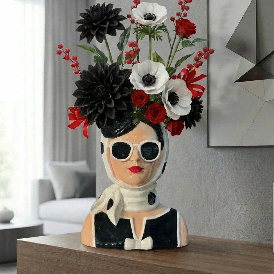 Audrey Resin Vase