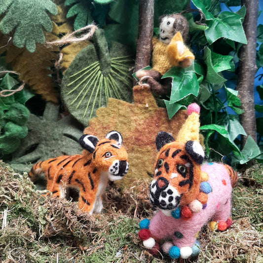Felt Fiesta Tiger Hanging Decoration