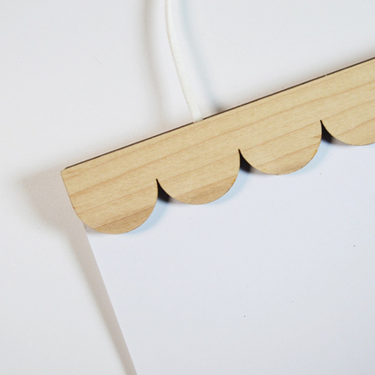 Magnetic Picture Hanger - A3 Scallop