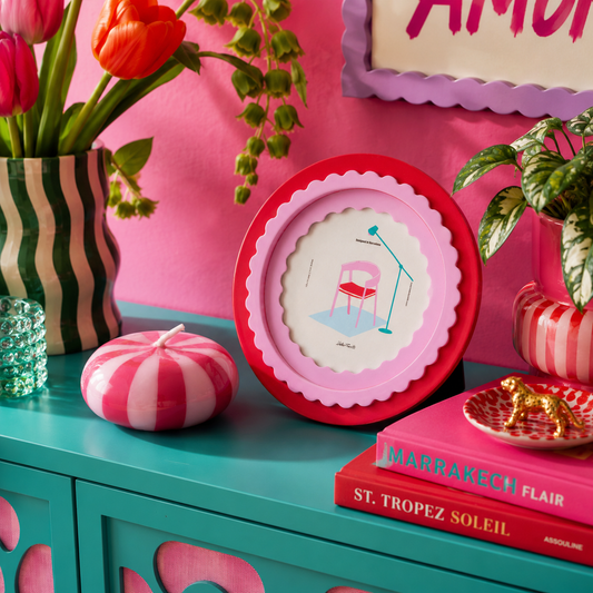 Photo Frame - Red And Pink Scallop