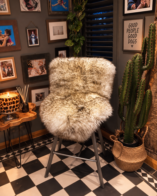 Large Ivory Brown Tip Single Sheepskin