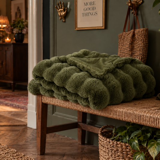 Luxurious Raffles Throw Olive