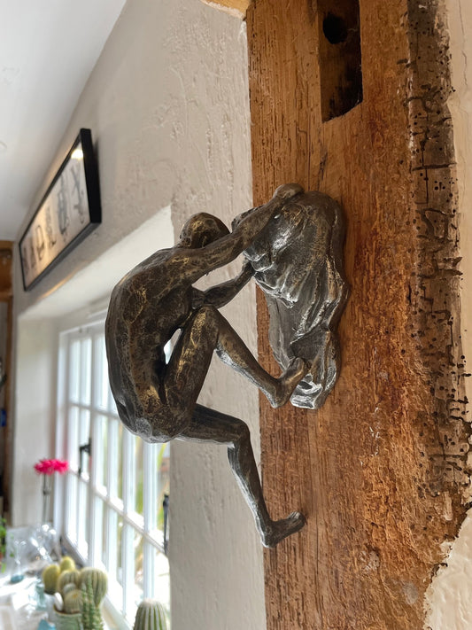 Antiqued Silver Climbing Men - Set of 3