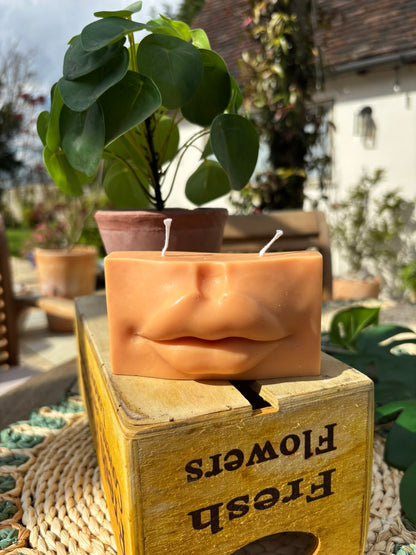 Lips Candle - Peach