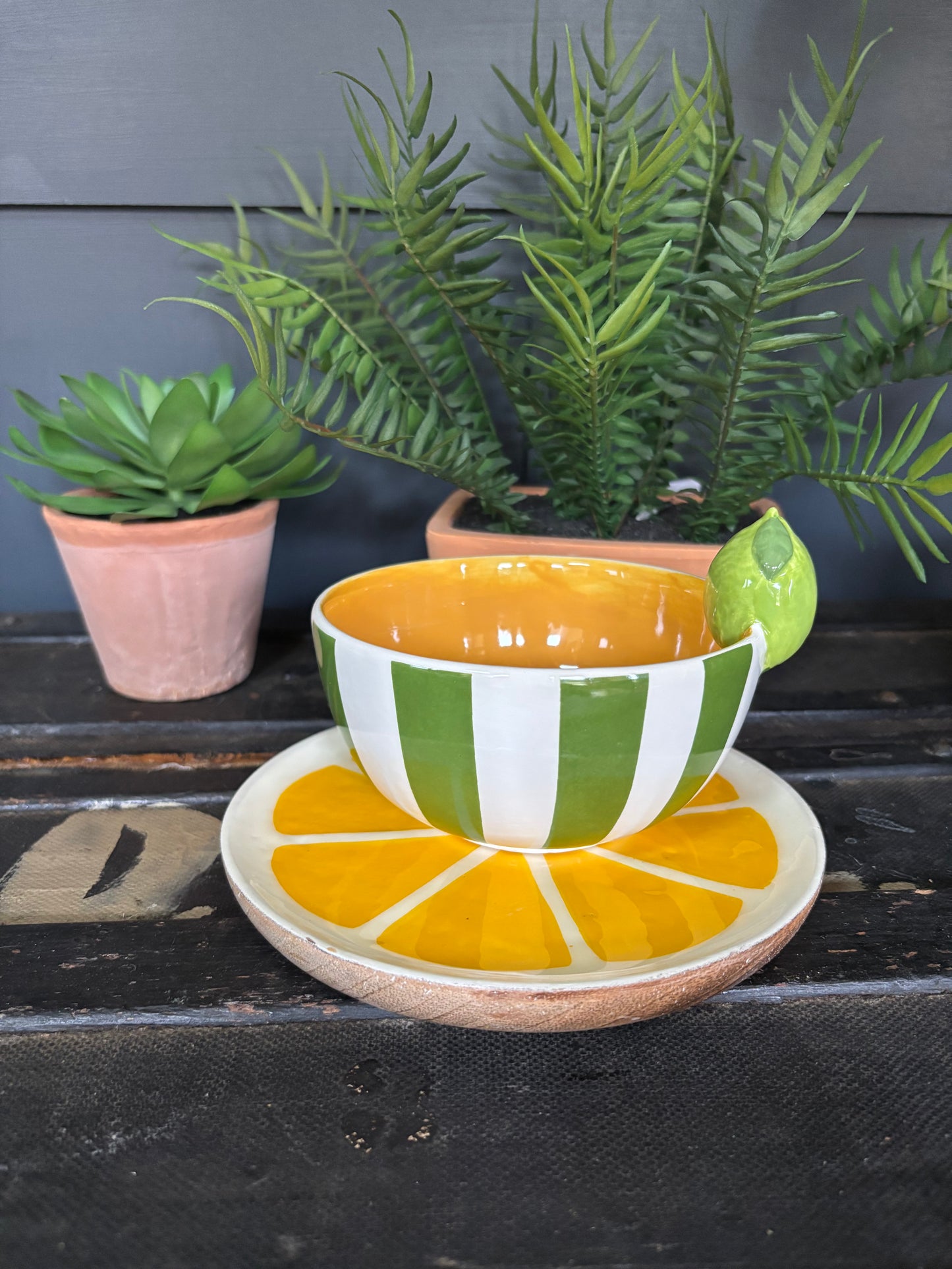 18cm Lemon Serving Plate