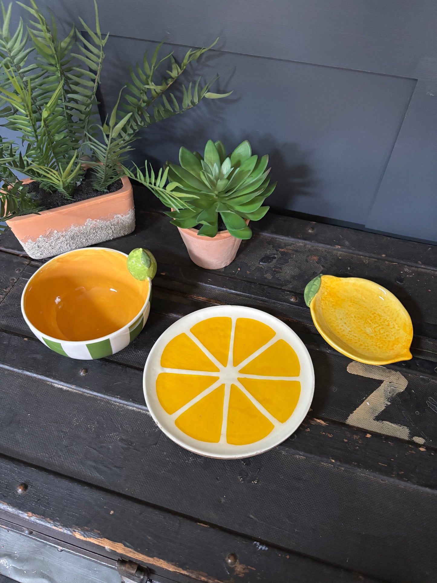 18cm Lemon Serving Plate