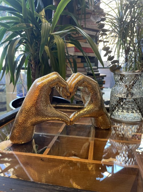 Antiqued Gold Heart Hands