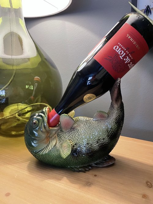 Flapping Fish Bottle Holder