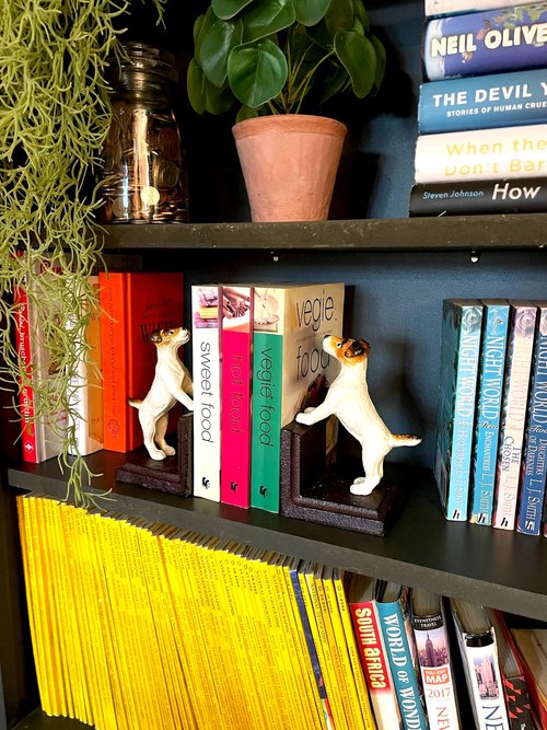 Cast Iron Antiqued Pair of Terrier Bookends