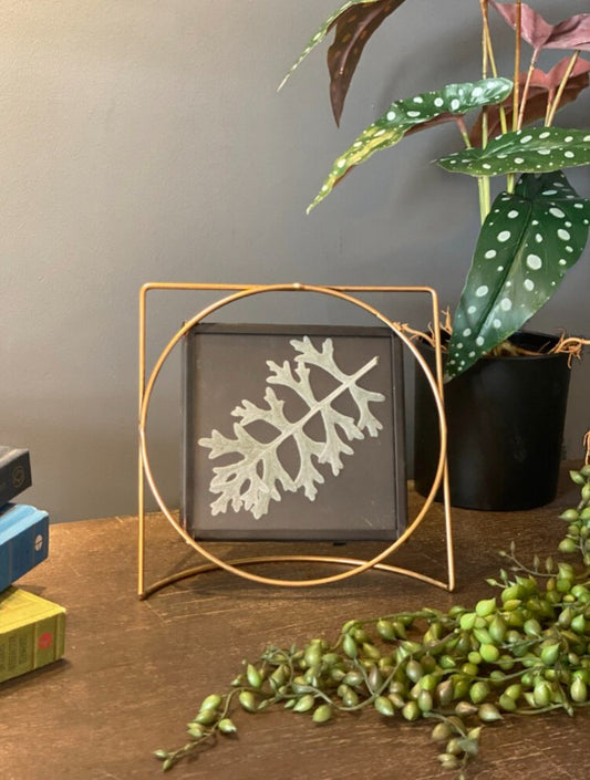 Industrial Gold Wire Photo Frame